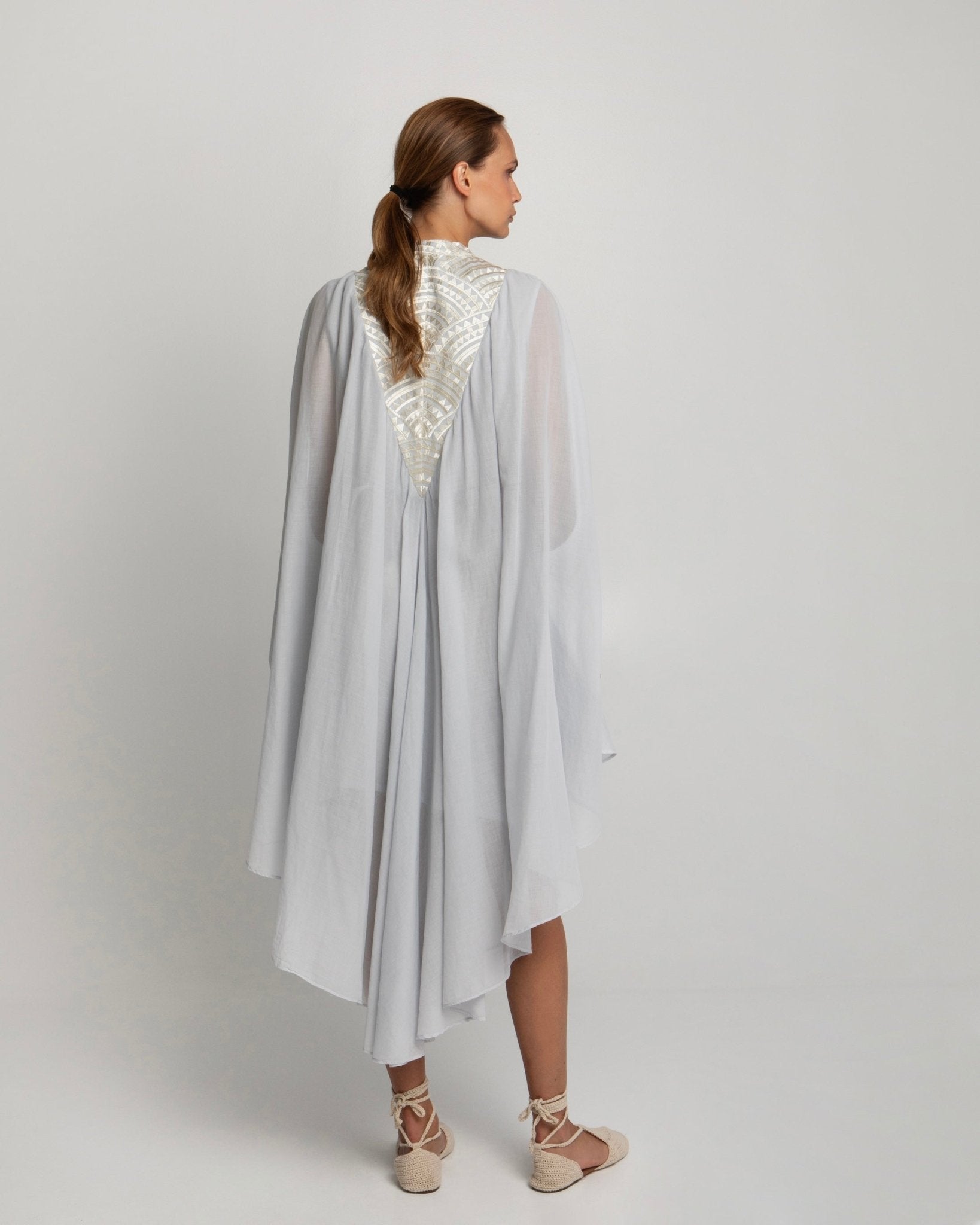 Greek Archaic Kori Kori Caped Kaftan | Light Grey & Silver - Dress Pasha Living