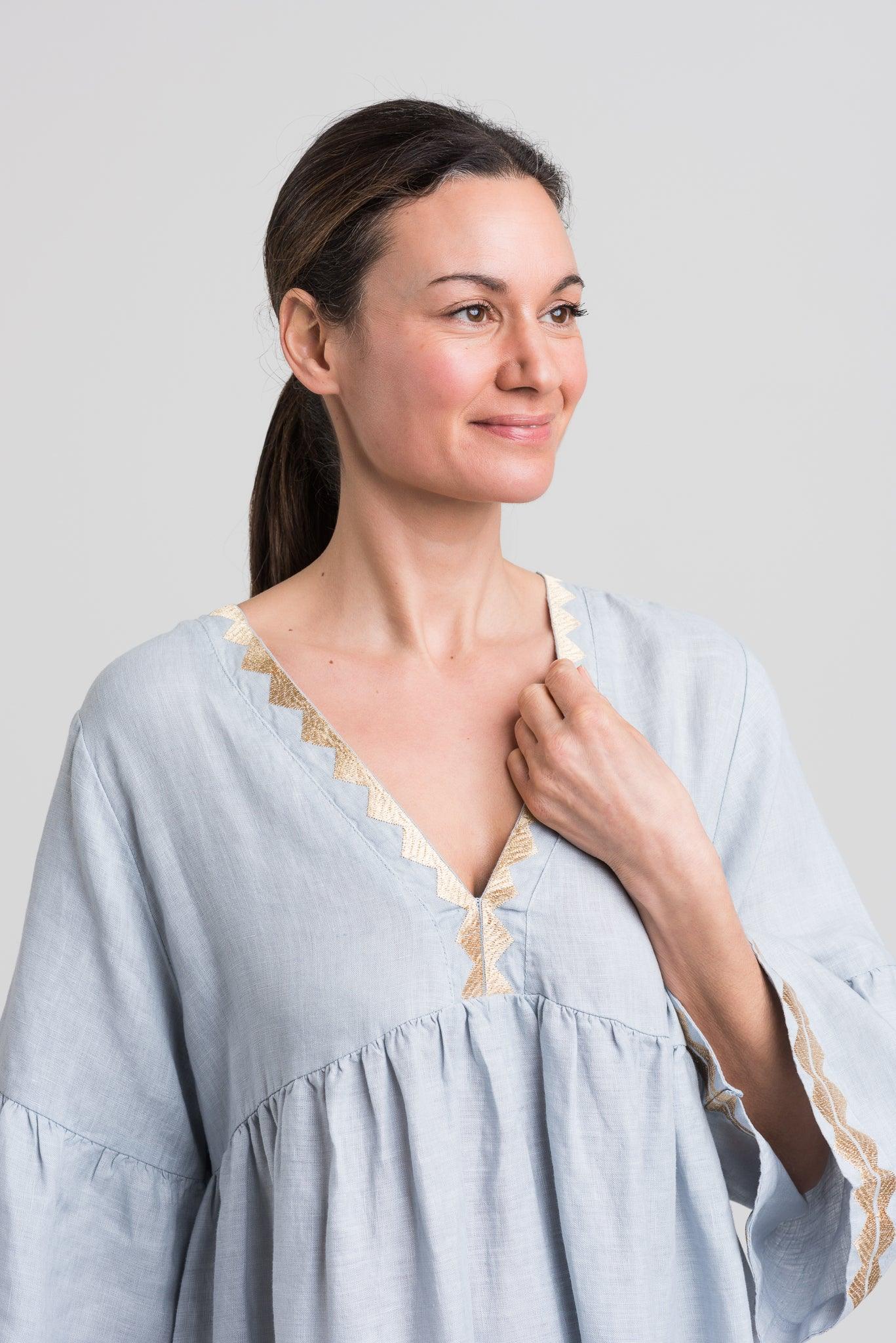 GREEK ARCHAIC KORI | Long linen Dress, Bell Sleeves Grey & Gold - Pasha Living 